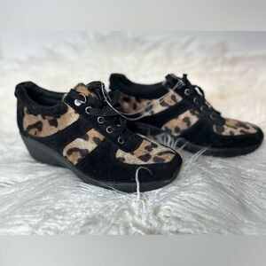 Easy Spirit Anti-Gravity Leopard Women’s Shoes Size: 8.5